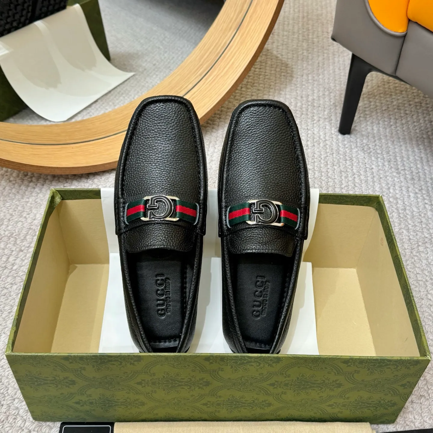 Men's shoes 💰420 (Yangli) Gucci* - the top version of Gucci classic beanie shoes! It is made of imported original cowhide and has a comfortable first layer of sheepskin lining! Original wear-resistant rubber outsole! High quality products! Size 38-46, with shoe dial, cloth bag, card